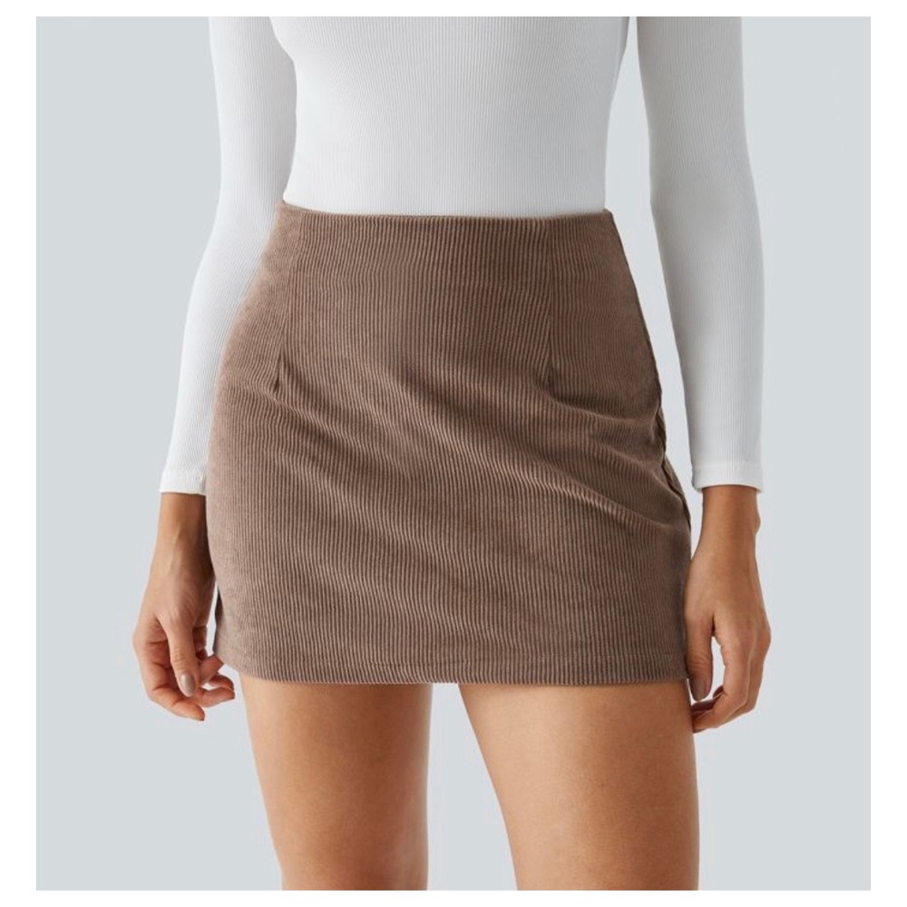 Halara Corduroy Mini Skirt NWT Built‎ In Shorts- Skort